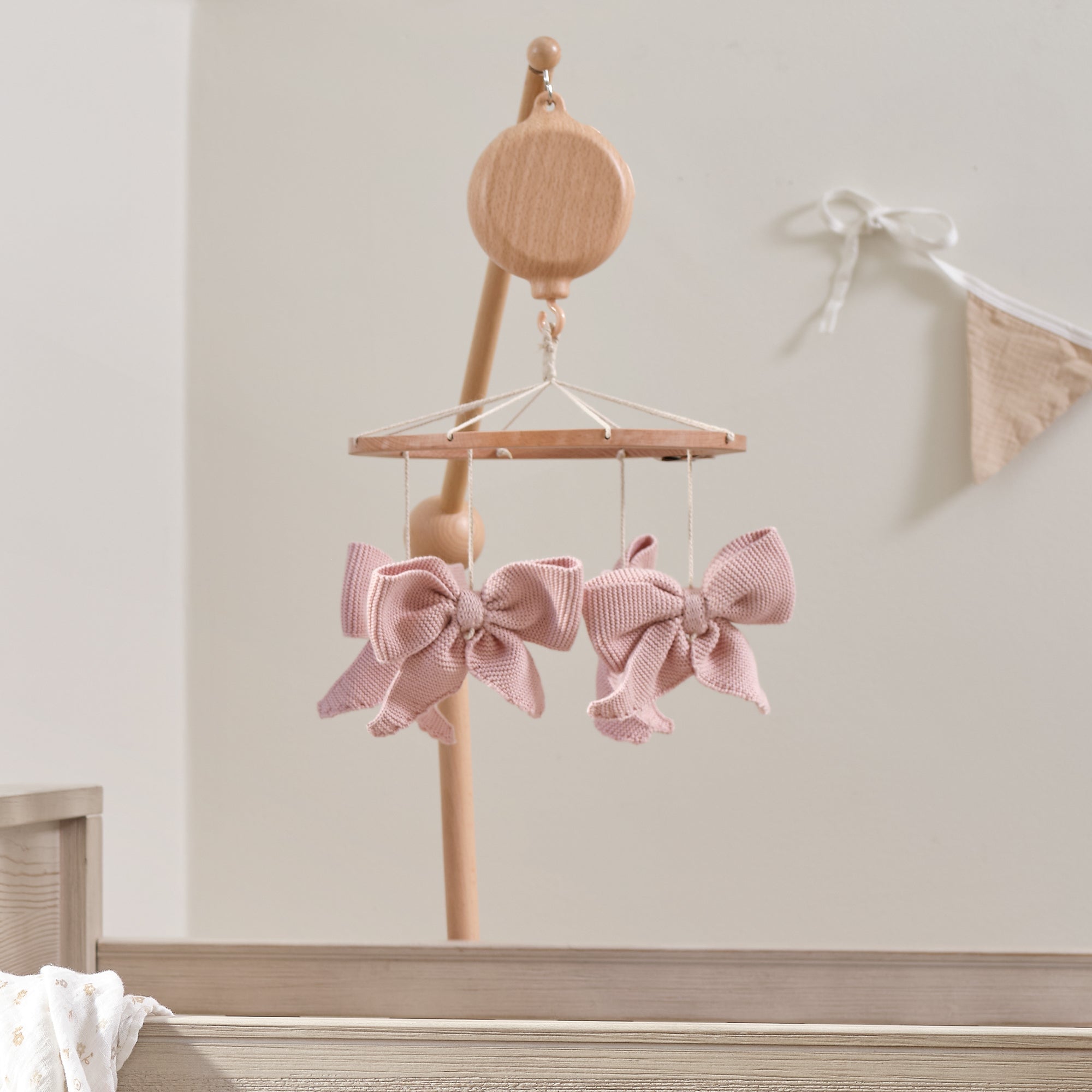 2-n-1 Organic Bow Musical Baby Crib Mobile