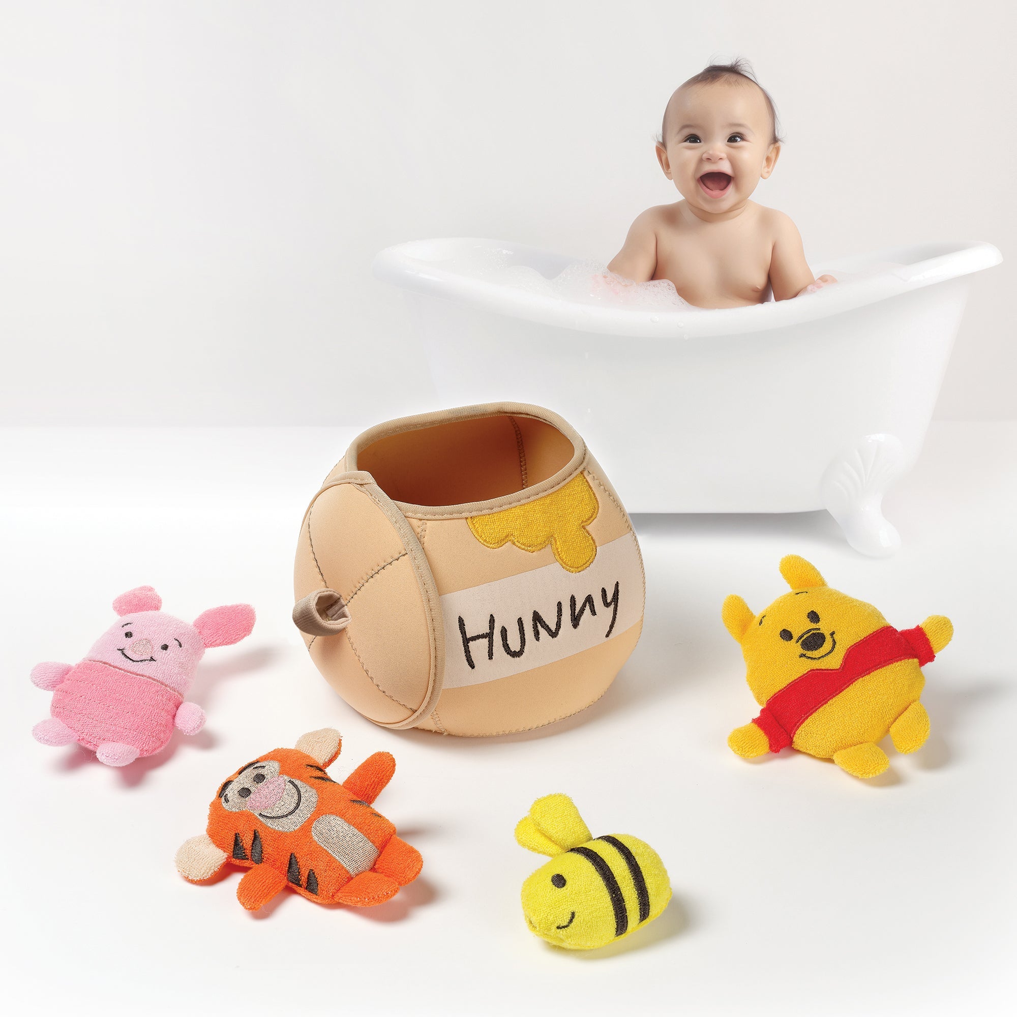Winnie the Pooh Bath Toy Set